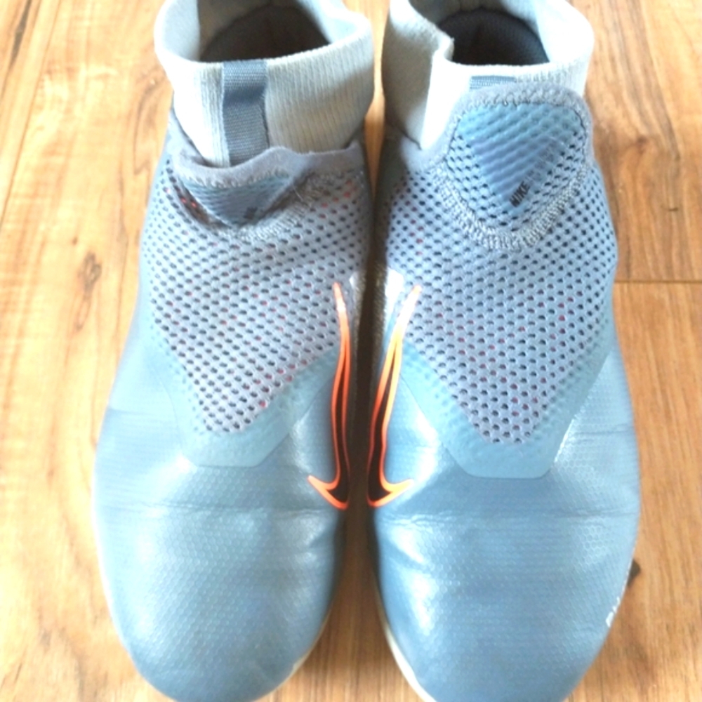 Nike shoes